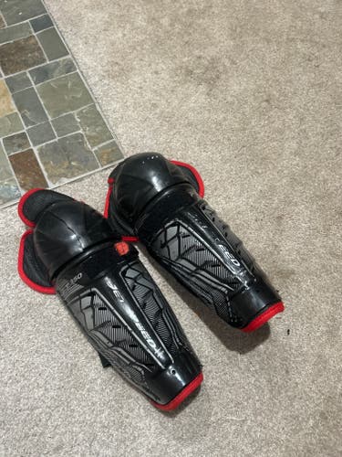 Junior CCM JetSpeed FT350 11" Shin Pads (Used)