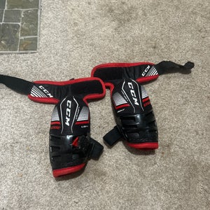 Junior Medium CCM JetSpeed Edge Elbow Pads (Used)