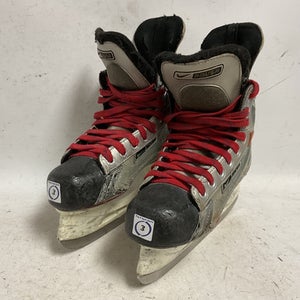 Used Bauer VAPOR XXII Junior Hockey Skate Junior 03 11855-S000194860