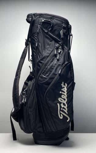 Titleist Lightweight Stand Bag Black 14-Way Divide Dual Strap Golf Bag
