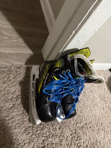 Bauer Hockey Skates Narrow Width 12 (Used)