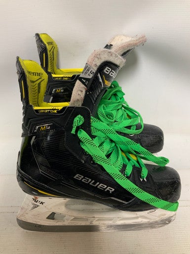 Used Bauer SUPREME M4 FIT 1 Intermediate Hockey Skate Intermediate 5.5 11823-S000036009