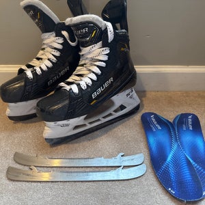 2022 Bauer Supreme M5 Pro Hockey Skates Size 6.5 (Used)