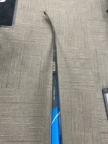 Senior Bauer Nexus 3N Right Handed Hockey Stick PP92 77 Flex (New)