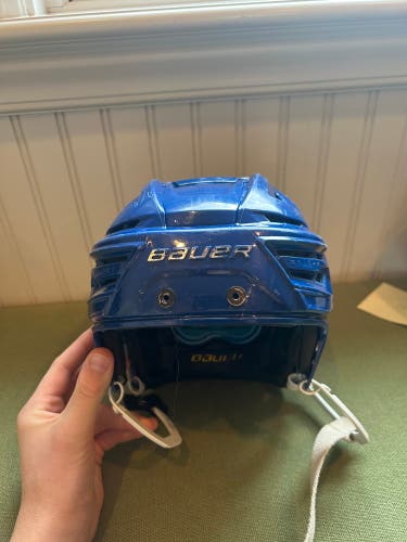Large Bauer Re-Akt 150 Helmet (Lightly used)