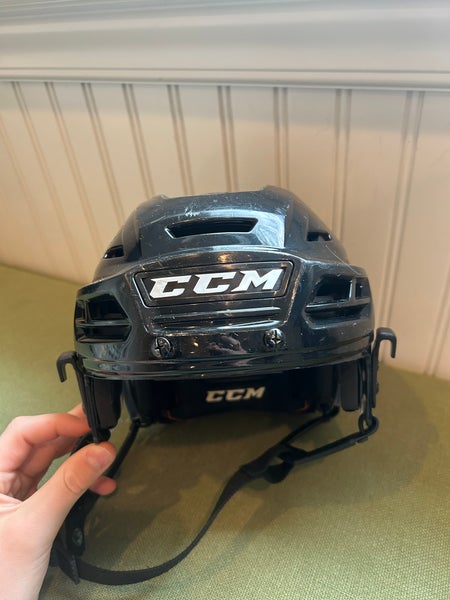 Medium CCM Tacks 710 Helmet (Lightly used)