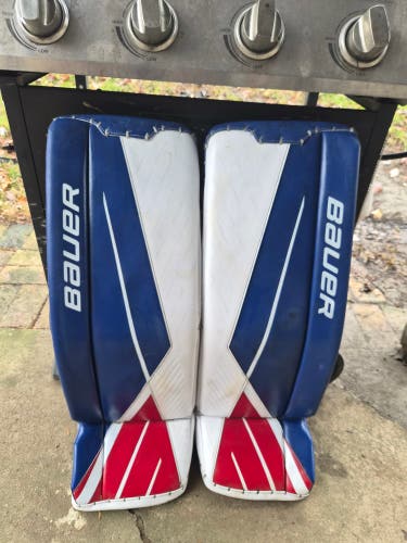 Int. Large Bauer Supreme 3S Goalie Leg Pads (Used)