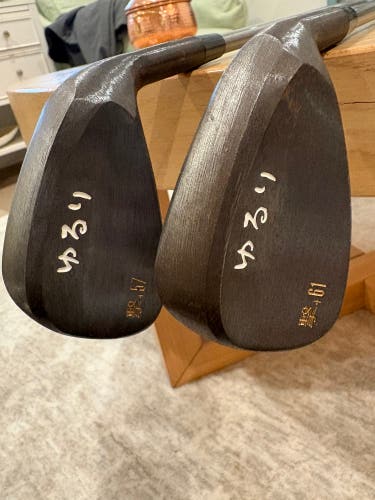 Yururi Gekku Raw JDM Right Handed Wedge Set, 57 & 61 degree, Aerotech Steel Fiber Shafts