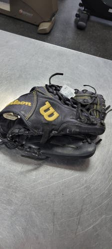 Used Wilson A950 BB/SB Glove RH Throw Black 11 3/4" 11497-S000153849