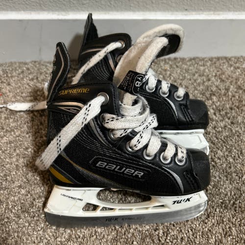 Bauer Supreme One20 Ice Hockey Skates Youth Y8R Black TUUK Blades