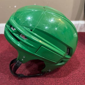 Medium CCM Tacks 910 Helmet Pro Stock Item#910G