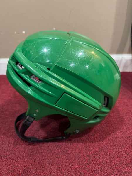Medium CCM Tacks 910 Helmet Pro Stock Item#910G