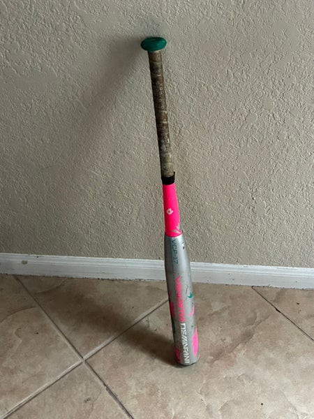 2017 DeMarini Vendetta Composite Bat (-12) 18 oz 30" (Used)