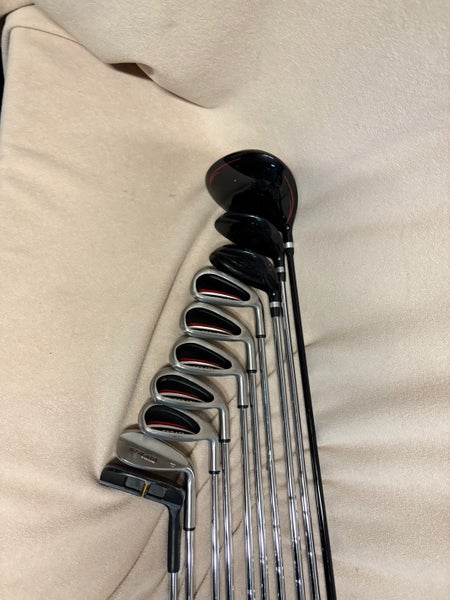 Men's Strata S Right Handed Clubs (Full Set) Regular Flex 10 Pieces (Used)