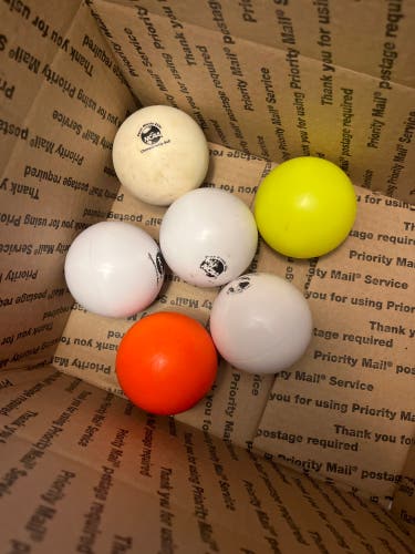 (New) 6 pack Penn Monto Elite NCAA balls