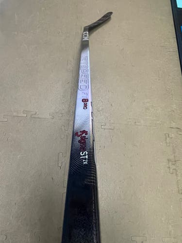 Senior CCM JetSpeed FT8 Pro Right Handed Hockey Stick P88 80 Flex Pro Stock (New)