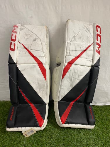 32" Intermediate CCM Eflex 6.9 Goalie Leg Pads (Used)