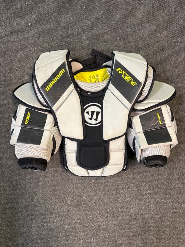 Warrior Ritual X3E Goalie Chest Protector (Used) | Junior Small / Medium