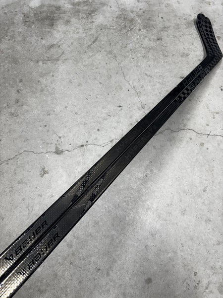 2 PACK 95 Flex P28 Senior Bauer Vapor Hyperlite Left Hand Hockey Stick Pro Stock NHL