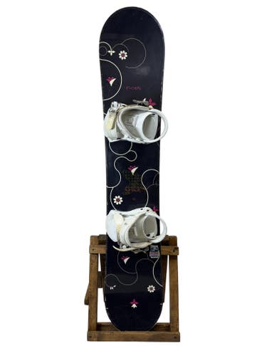 136cm Spice Floral Snowboard W/ Spice Bindings