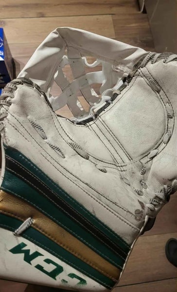 CCM Premier glove Regular (Used)pocket costom