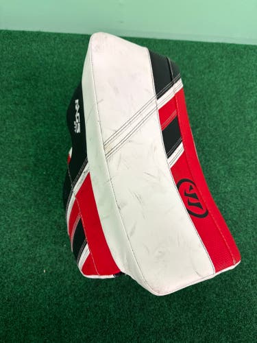 Red White & Black Intermediate Warrior Ritual G5 Goalie Blocker Regular (Used)