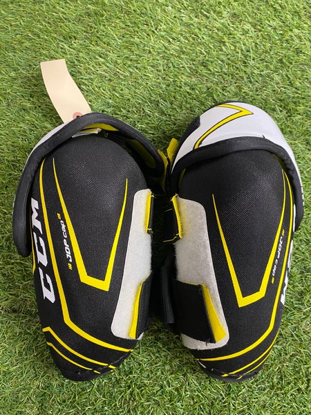 Senior Medium CCM Vector Plus Elbow Pads (Used)