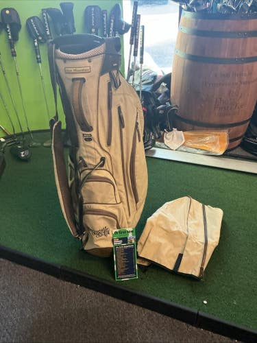 Sun Mountain 4-Way Divider With Cover