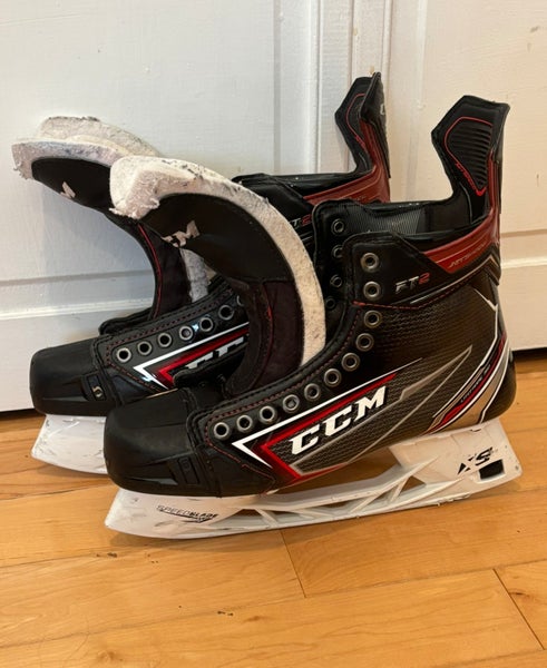 Pro Stock CCM JetSpeed FT2 Skates 10 EE (Used)