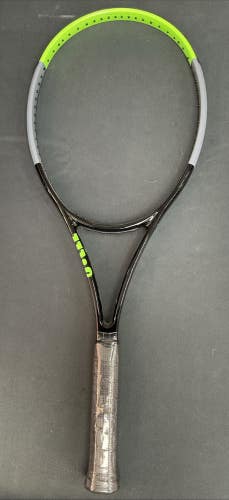 Wilson Blade 98 V7 - 16/19 KBLADE - Pro Stock Racket - Grip Size 4 3/8