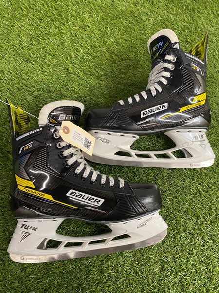 Senior Bauer Supreme M3 Hockey Skates Regular Width 9 (Used)