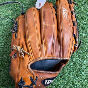 Brown Wilson A2K D33 RH Baseball Glove 11.75" (Used)