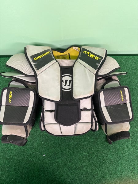 Warrior Ritual X3E Goalie Chest Protector (Used) | Intermediate Small / Medium