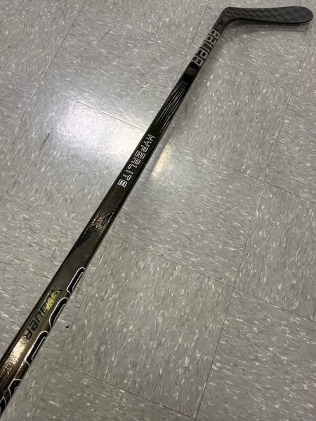 Senior Bauer Vapor Hyperlite 2 Hockey Stick Right Handed P92 87 Flex (Used)