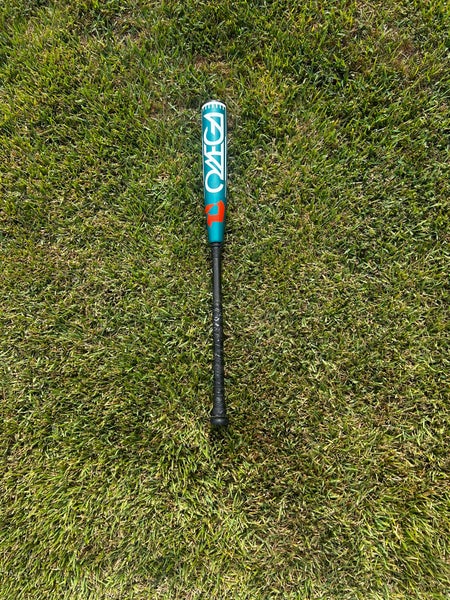 2026 DeMarini Omega Hybrid BBCOR (-3) – 32”/29 oz 
Used but ABSOLUTE GAS.