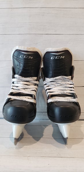 CCM JetSpeed 250 Hockey Skates Regular Width 13 (Used)