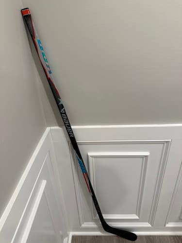 Senior Bauer Vapor FlyLite left Handed Hockey Stick P92 (New) USA stick red white and blue 70