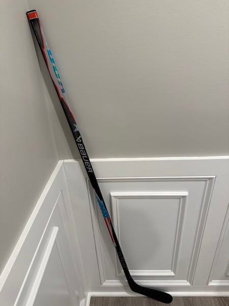 Senior Bauer Vapor FlyLite left Handed Hockey Stick P92 (New) USA stick red white and blue  70