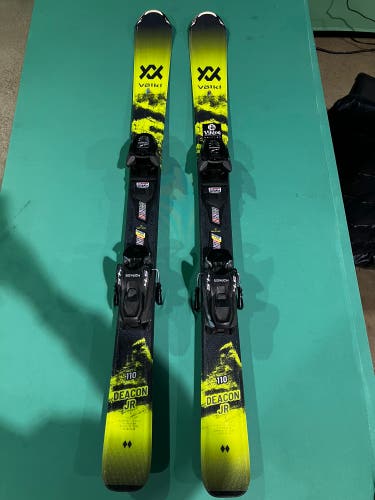 Kid's Volkl Deacon Jr 110 cm Skis With Marker 4.5 Bindings