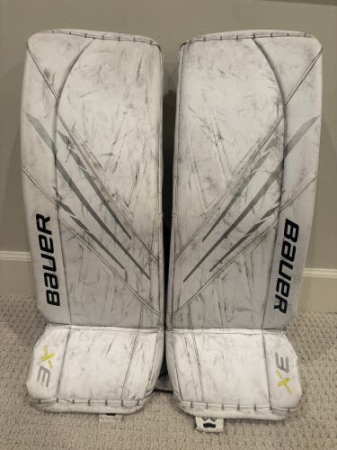 Small Bauer Vapor 3X Goalie Leg Pads (Used)