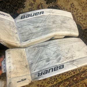 31" Bauer Supreme M5 Pro Goalie Leg Pads (Used)
