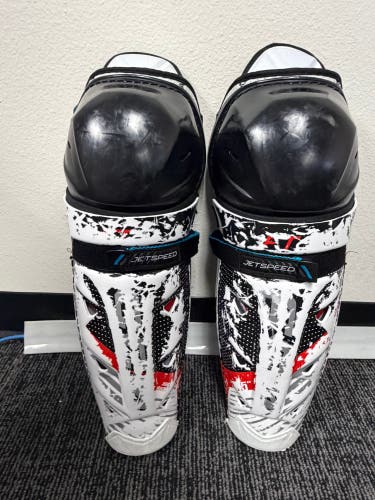 Senior CCM JetSpeed FT6 15" Shin Pads (Used)