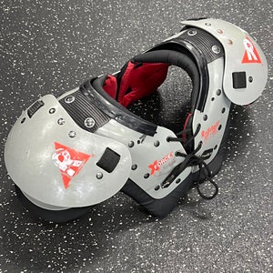 Used Riddell XFORCE FB Shoulder Pads Grey XXS 11849-S000032701