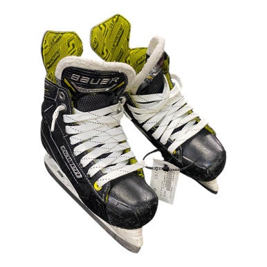 Used Bauer SUPREME ELITE Junior Hockey Skate Junior 02.5 11375-S000366852
