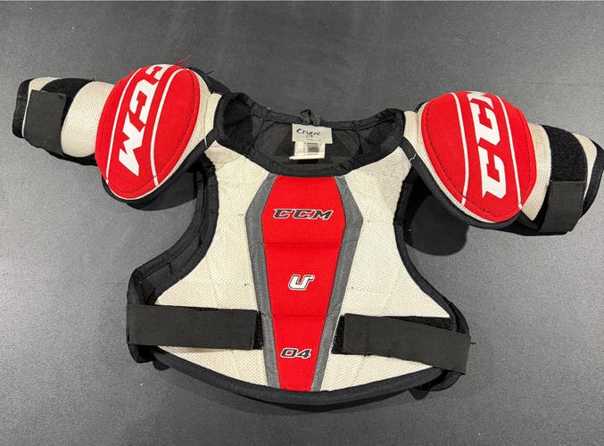 Medium Youth CCM U+ 04 Shoulder Pads (Used)