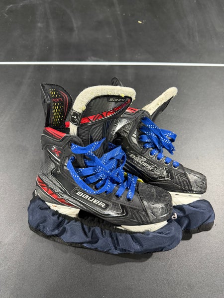 2019 Bauer Vapor 2X Hockey Skates Regular Width Size 1 (Used)