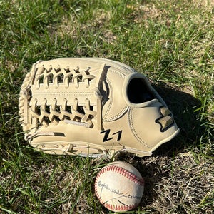 SSK Z7 Specialist LHT 12” Blonde Trapeze Web Infield Baseball Glove