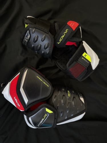 Senior Medium Bauer Vapor Hyperlite Elbow Pads (Used)
