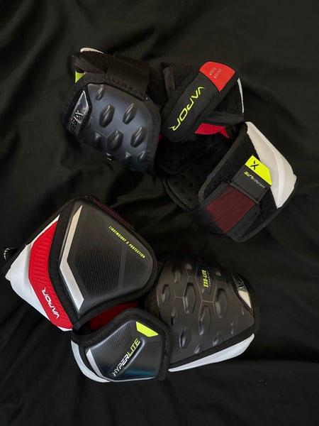 Senior Medium Bauer Vapor Hyperlite Elbow Pads (Used)