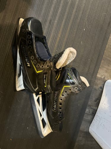 2021 Bauer Elite Hockey Goalie Skates Regular Width 8 (Used)